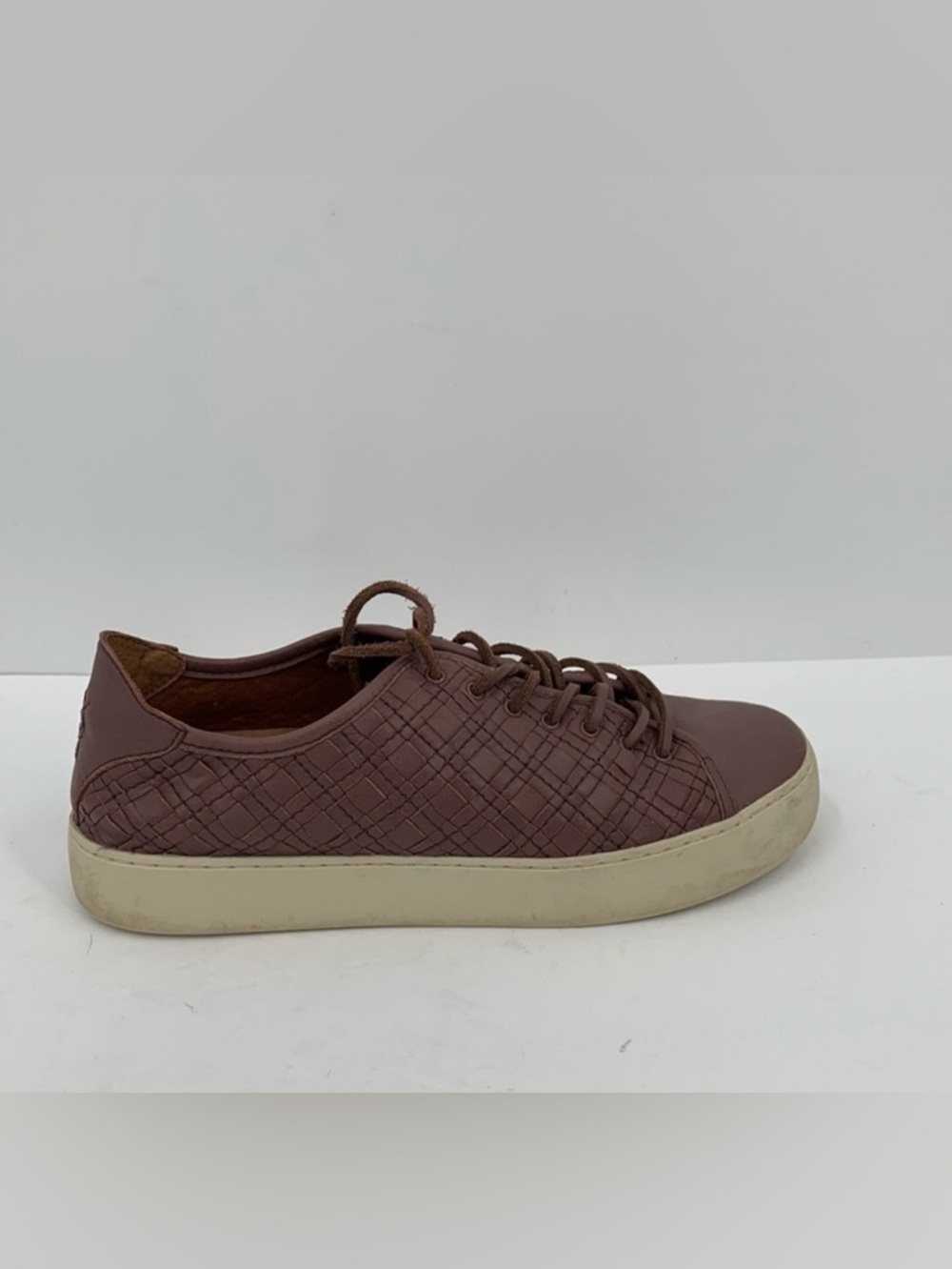 Frye Lena low top sneakers shoes woven leather lilac purple pink tie women 9